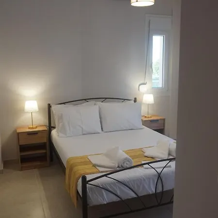 Feather Apartments-nea Moudania Halkidiki * ניאה מודאניה