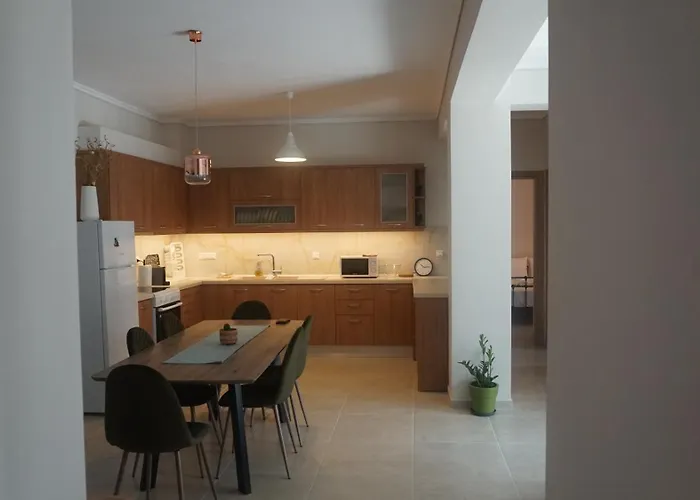 Feather Apartments-nea Moudania Halkidiki * Неа-Муданья