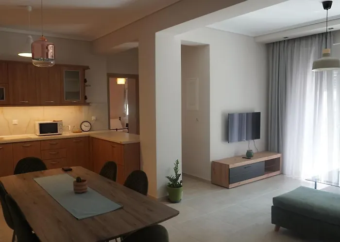 Feather Apartments-nea Moudania Halkidiki Апартаменты *